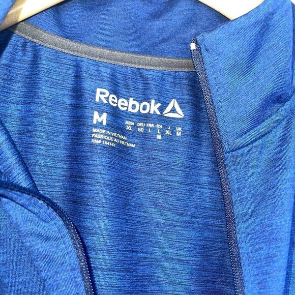 reebok BLUE 1/4 zip long sleeve drifit like material with thumb h… - Picture 3 of 4